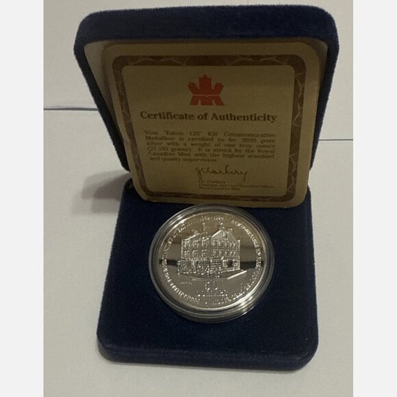 Eaton's Department store  Coin - Picture 5 of 6